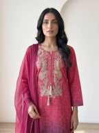 Gulnaar Chunri