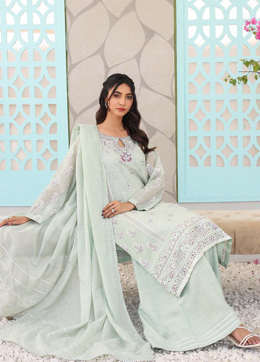 Lavish Mint - Ziphyer