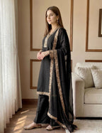 RUBY VISTA - Ziphyer Row Silk wear