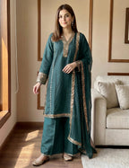 RUBY VISTA - Ziphyer Row Silk wear